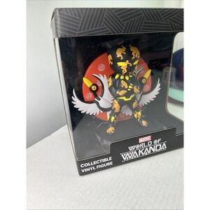 BLACK PANTHER WORLD OF WAKANDA ARTIST SERIES VINYL FIGURE BY‎ NATACHA BUSTOS NEW